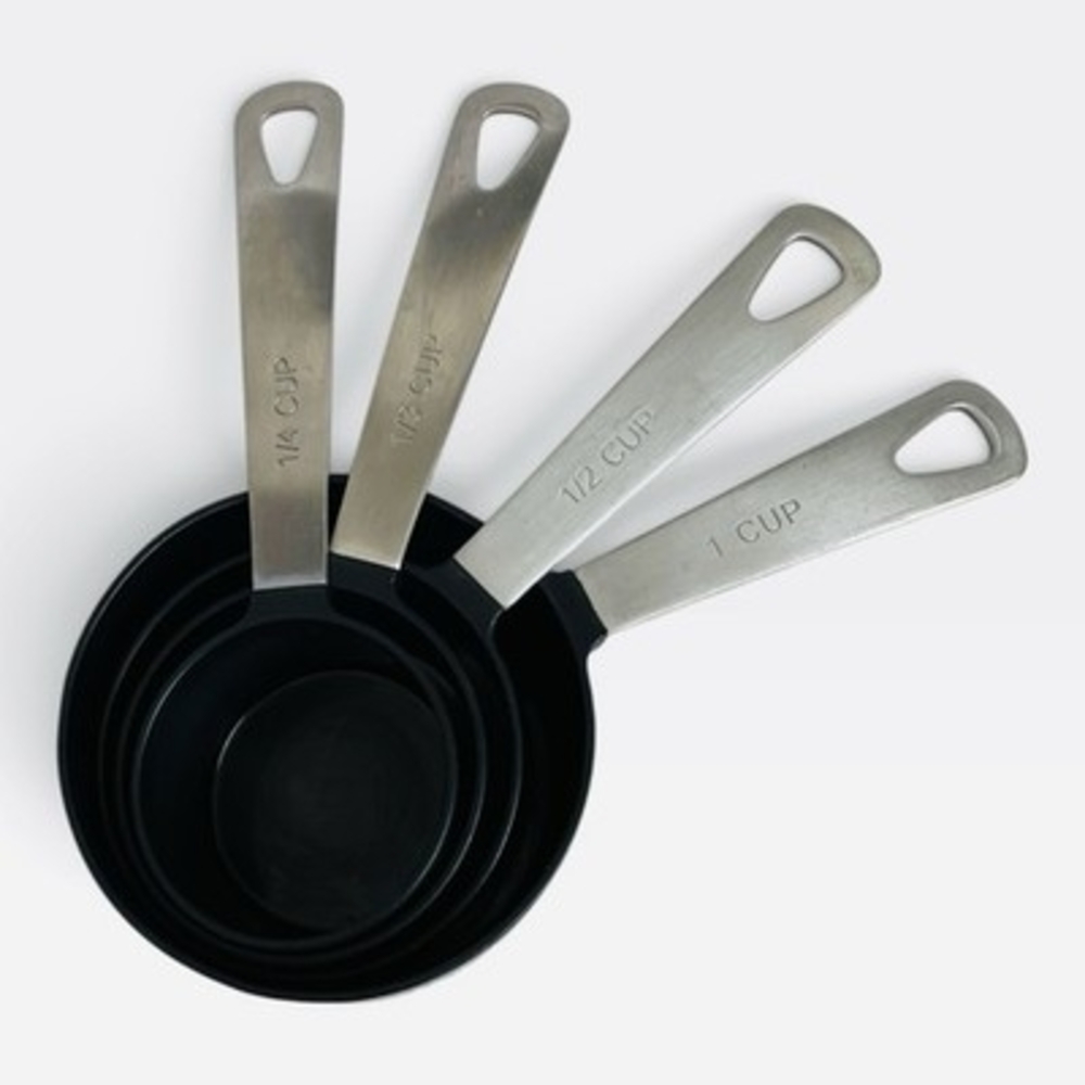 Oneida Measuring Cups Set of 4 Stainless Steel Handles Black Nesting Baking